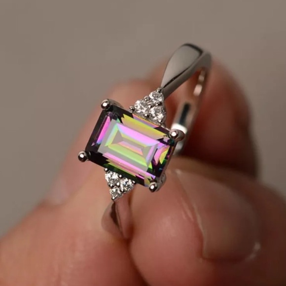 Faux Topaz Silvered Ring Size 10 - Picture 2 of 4